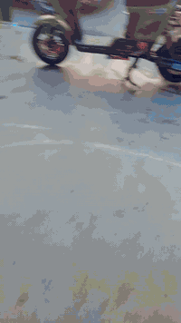 دراجه شحن أر 9 مديل 2025
5 بطاريات دراجه جديدة كلشي شغال
العنوان بغداد جسر ديالى القديم سعر 450 وبيها مجال
اتصل على هذا الرقم ***********👍
