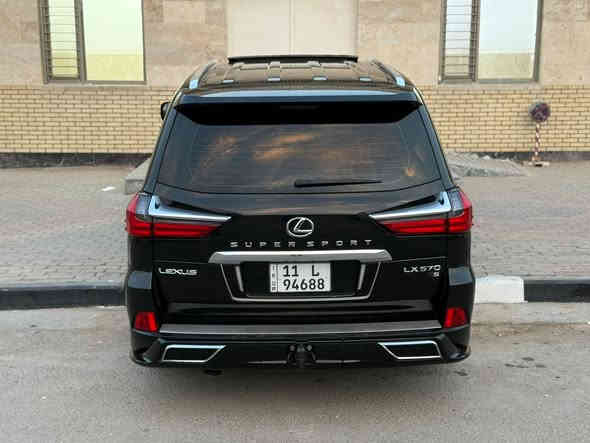 السلام عليكم
للبيع LEXUS, LX570.S خليجي بريم موديل 19 فول الفول ومكفول من الدعاميه للدعاميه ماشيه 74 الف كم فقط وقابل للزياده رقم بغداد بسمي تحويل مباشر المواصفات داخل قرميدي كشنات كهرباء تدفئه تبريد كشنات داتا شو كشنات خزن خمس كامرات محيطيه 360 درجه  رادارات خلفيه واماميه وجانبيه نضام ترحيب بردات فتحه. جكات  وبعد معروفه مواصفات الكسز السياره علئ وضع الشركه وكلشي بيهة مكفول كير مكينه حداديه دواخل كلهن مكفولات للاستفسار *********** السعر 740$ وبيهة مجال حك الجيه وماكو هيج سعر بهل جده والموديل مكان السياره كربلاء،

