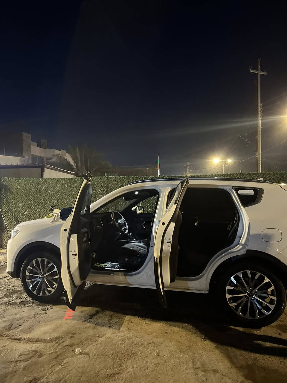 السلام عليكم هافال h6 موديل 2020 
فول مواصفات 
كفاله عامه مكينه 2000 تيربو 
رقم بغداد مكان السياره بابل 
السعر 170 وعليها غرامه مليون و300 ينزل من سعرها 
رقم الهاتف ***********
