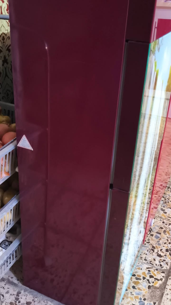 سلام عليكم عندي هذا براد نضيف جداً سعره ٧٥ بس بسبب تغير الون ابيعه


**إذا كنت صاحب هذا الإعلان وتريد حذفه لأي سبب، رجاءا أرسل رسالة إلى الدعم الفني**