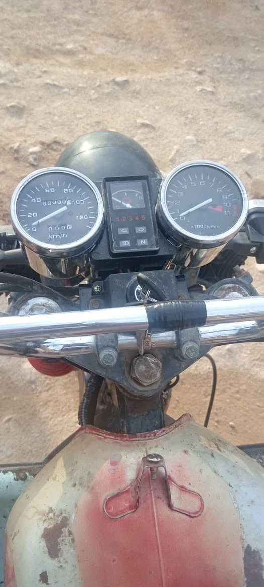 ستوته لبيع نظافه محرك اكسل شاصي كهربائيات كلهه شغاله مشتغلهه نفض الي الله شاهد سعرهه مليون قفل مابيهه اي مجال***********
