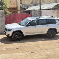 جيب 24 ماشيه 8 حادثه ربع بنيد بدون فتح فول سياره كلشي بيه مراوس بتاهو0...