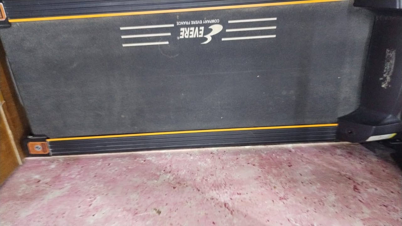 جهاز جري مستخدم اسبوع واحد وزن 150 سعره 500 الف مكانه النجف دور الهنديه للاستفسار الاتصال على الرقم *********** موجود واتساب
