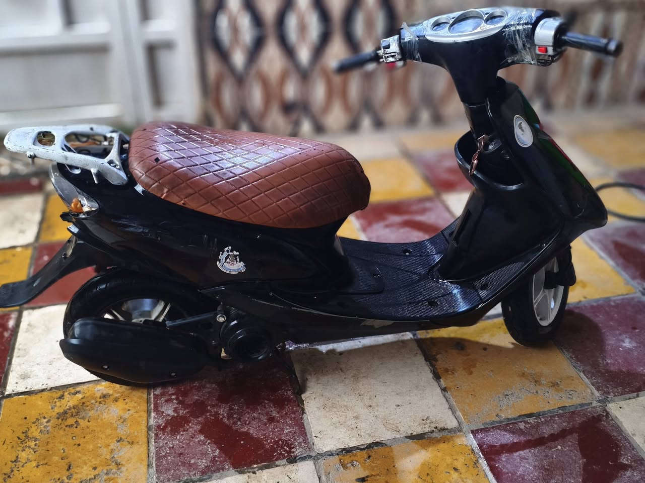 السلام عليكم عصفوريه ربع هندر تشتغل توها مجفته سلف عوزه باتري جيب باتري وفحص السعر 200 وبيه مجال
***********
