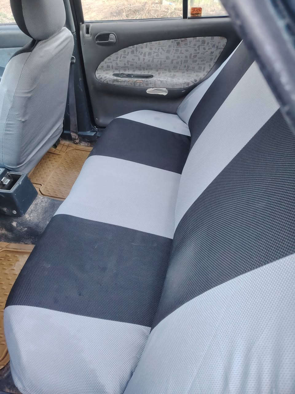 سيفيا موديل ٩٣ رقم بابل دولي مصبوغة عام للجمالية مكينة كير حدادية جاهزه مكينة مفتوح سياره جاهزه السعر ٣٠ وبيها مجال للاتصال *********** العنوان بابل محاويل
