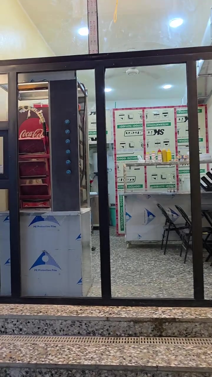 السلام عليكم غراض مطعم للبيع مطعم فلافل وهمبركر وكص ابيع شلع الغراض بي جام خانة المنيوم وبي دكت وساحبة كامل المطعم وبي سخان وبي تانكي ماء وماطور ماء وميوزة وقلاية فلافل وهمبركر وعارضة ثلاجة تركي


**إذا كنت صاحب هذا الإعلان وتريد حذفه لأي سبب، رجاءا أرسل رسالة إلى الدعم الفني**