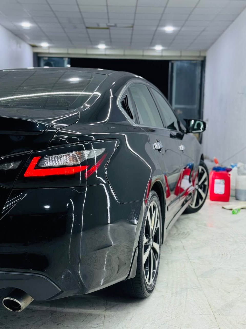 بە ناوی خوای گەورە 
Nissan Altima 2018 
نرخی // 128$
مواسەفات S 
هەموو گیانی کراوە بە SR 
بەسمە .. شەغال .. رادار 
ئاوێنە ئیشارەت و شەفت .. باتمان
لایت زینۆن کامل 
ویلی ١٨ Sr لە ژێرە 
باڵی SR لەسەرە 
کامل جوانکاری و مەسروفی کراوە 
سەیارەکە دەعم و لێدراوی نییە 
تەنها بۆنیتی بۆیاخە بێ ناوگرتن بێ ئیرباگ
هەموو شتی شەریکەی ماوە 
فەحس و سۆنەری ژێر و سەری لەگەڵە
سەنەوی تازەیە بە ناوی خۆمە تا ٢٠٢٩
یەک دینار مەسروفی نییە 
ڕۆنی گێر و مەکینەی تازە گۆڕاوە
تازە تایەی نوێی بۆ کڕاوە 
موشتەری تێڵ بکە لە خزمەتم 
*********** كويسينجاك, أربيل
