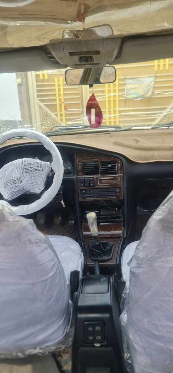 سلام عليكم بيجو مديل 10كدام العين مكينه وكير خير من الله سنويه صاقطه راعيها ماندله اتعهد سرقه وعشاير مكاني كربلاء طريق كربلاء نجف  السعر ١٧ وبيها مجال قليل ***********
