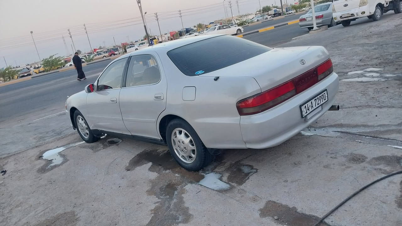 سلام عليكم كرسته للبيع مديل 96 مكفوله كص ونقل سنويه 29 بس مكدر مصلح  كهربائيات فول تبريد مكينه حداده تخم تاير سعر 55 وبيها مجال للشراي مكاني بصره زبير رقم الهاتف ***********
