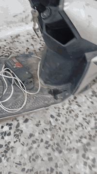 السلام عليك دراجه شحن مروس أو للبيع سعر 450 مكاني الشعب هاتف ***********
