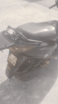 السلام عليكم دراجه بريز للبيع كابريتر شغاله سلف وهندر اشاير شغاله لايت بيه بدايه لاستيك ولف رايده 550وبيه مجال مكنيه ما مفتوحه مكاني بغداد حي العامل *********** وبي واتساب
