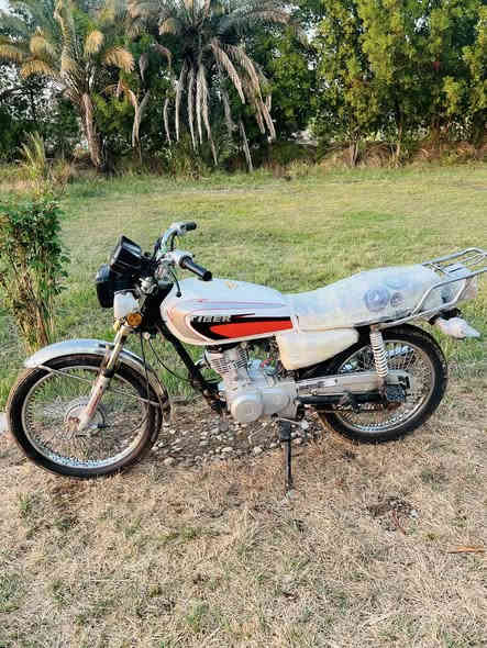 السلام عليكم تايكر 2021 اوراق كامله السعر375 وبيهه مجال   مكاني الزبيديه استفسار اكثر ***********
