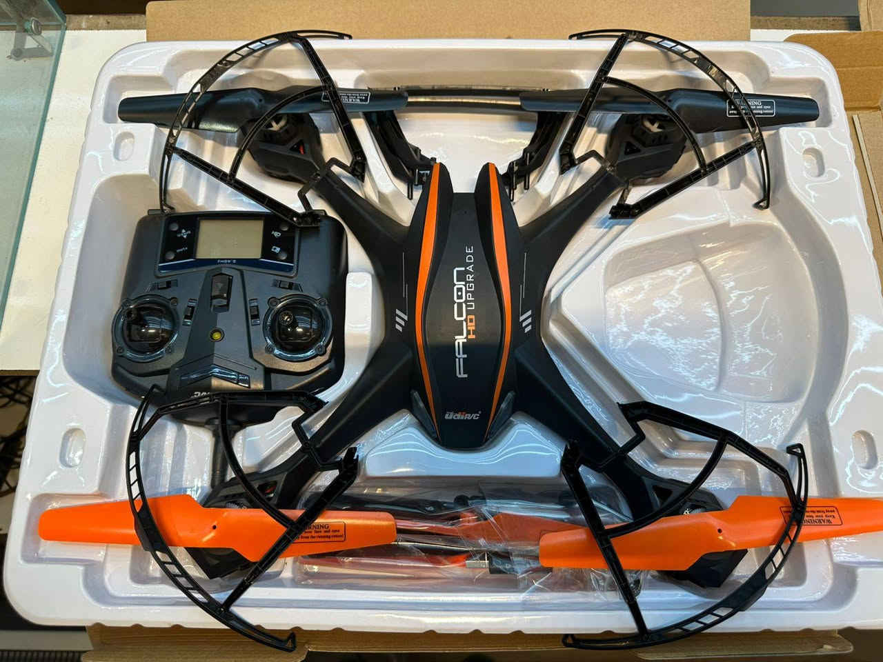 طائره ادرون السعر 70وبيها مجال تواصل عله الرقم ***********
مع كامل ملحقاتها
