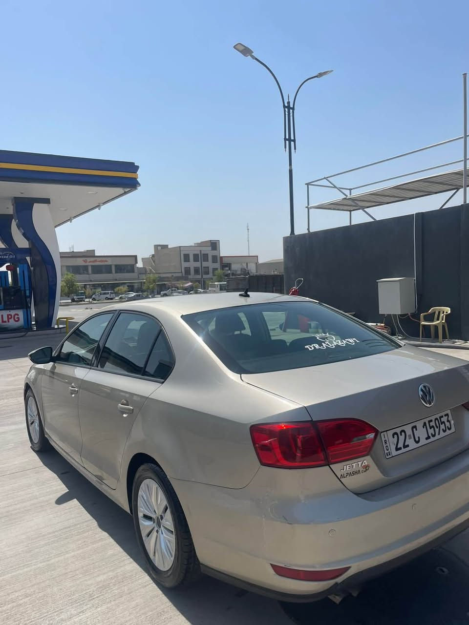 للبيع فولكسواكن جيتا خليجي موديل 14  محرك 20  بدون توربو
3 قطع .بونيد مبدل بلادي .الابواب من جهة اليسلر مصبوغه كلير فقط 
محرك بشرط
كير جديد 
عجلات جديده
تبريد  يشتغل
صدر جديد 
السعر 93$
اكو مجال بسيط 
للاتصال --***********
           -
