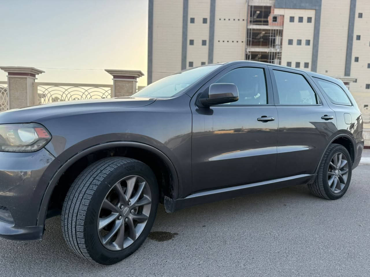 السلام عليكم
دوج دورانكو موديل 15 للبيع
كلين السيارة فقط الدعامية صبغ 
السيارة بسمي 
اي نقص ما بي السيارة 
كلشي بالسيارة جديد 
ماشية 183 الف


**إذا كنت صاحب هذا الإعلان وتريد حذفه لأي سبب، رجاءا أرسل رسالة إلى الدعم الفني**