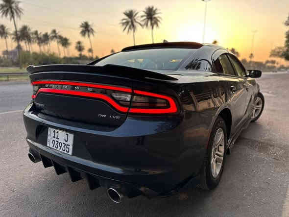 السلام عليكم
جارجر 2016 وارد امريكي  لونها كحلي بالصور مو واضح فئة رالي فول مواصفات للاخير معروفة مواصفات الرالي ماشية 88 ميل بدون ايرباك بدون دواخل ابد رقم بغداد انكليزي هزة جديدة
المواصفات فتحة كشنات جلد وكهرباء وخزن وتبريد وتدفئة / شفتات ستيرن / شاشة جبيرة / دمام بلادي وباقي المواصفات المعروفة مال الرالي
الحادث وسونار بالمنشور
السعر 173 قابل للتفاوض
مكانها الاعظمية شارع المشاتل قرب دائرة الاطفاء
رقم الهاتف ***********
