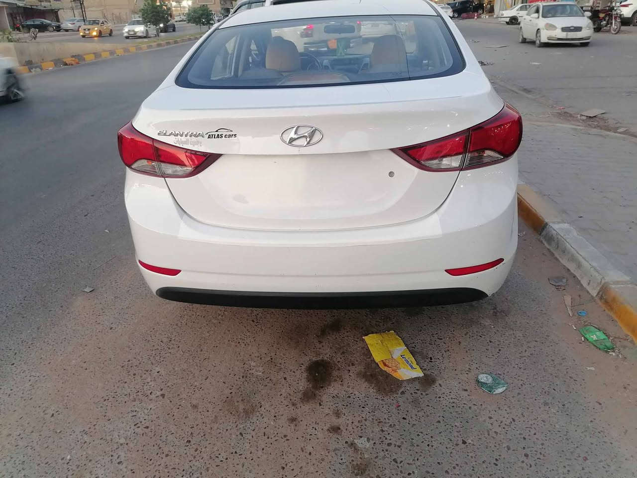 النترا خليجي موديل 2015
رقم اربيل الماني
مكفولة من الصبغ والضربة 
فول مواصفات من عدا البصمة 

فتحة
مري شفط 
اربعة دسك 
يدات نيكل 
تحكم ستيرن 
مثبت سرعة 
تبريد تدفئة شغال
حدادية جاهزة
تخم تاير جديد 
باتري جديد 

رقم صاحب سيارة: ***********
