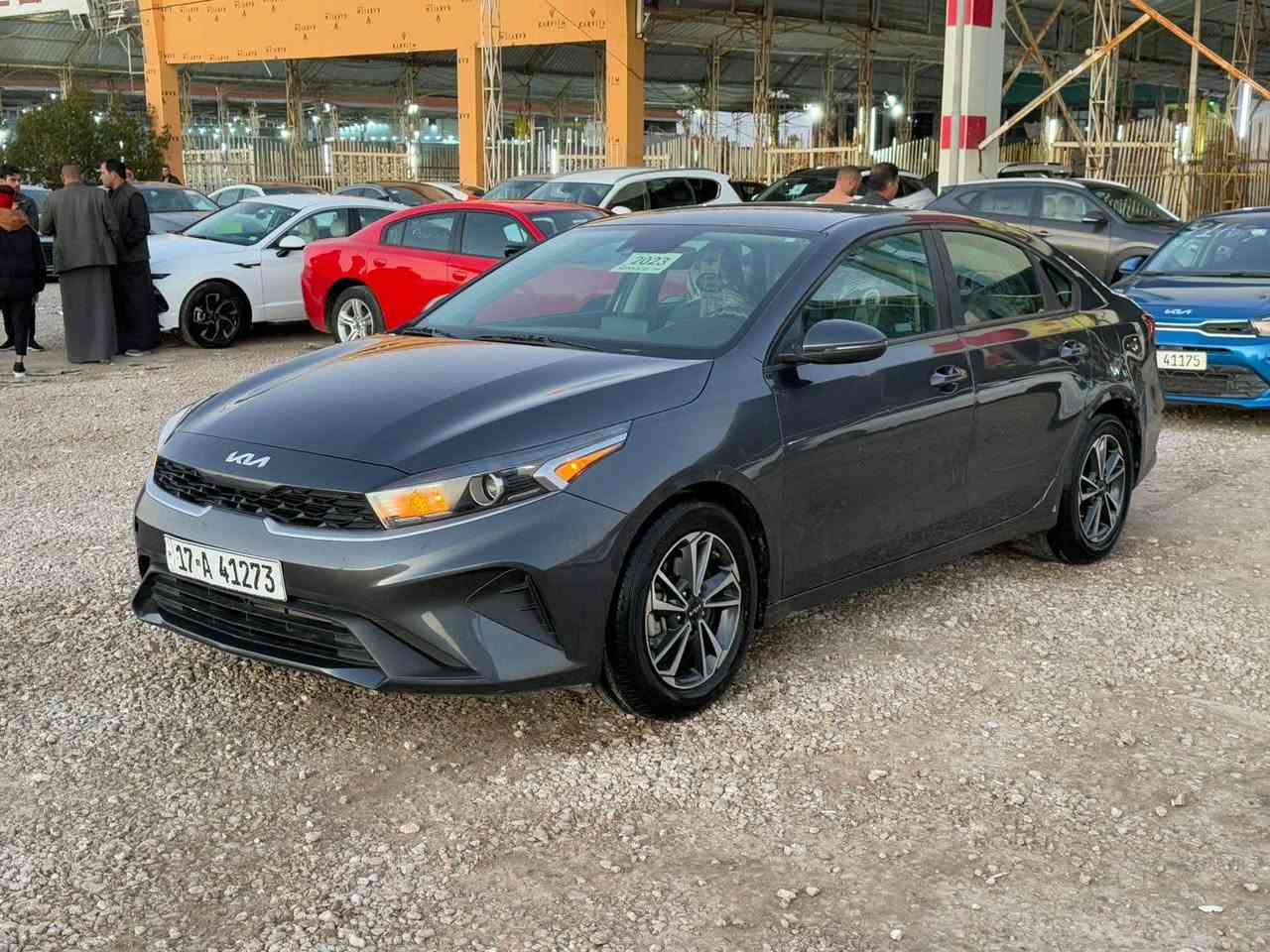 سلام عليكم
كيا فورتي مديل 2023 وارد أمريكي ضرر تبديل جوملغ وباب بدون عابر ارباكات سليمه رقم مثنى معوقين وكاله عامه بسم المشتري مكينه 2000 دوش كير 8 نمر كير مكينه مكفوله
مواصفات شاشه كامره دواره حساس امامي خلفي رادارات جانبيه ويلكب اشاير بلمري توقف ذاتي 3 انضمه قياده وباقي المواصفات المعروفه السعر ب142 وبيهه مجال بسيط 
مكان السياره رميثه
اي استفسار***********
