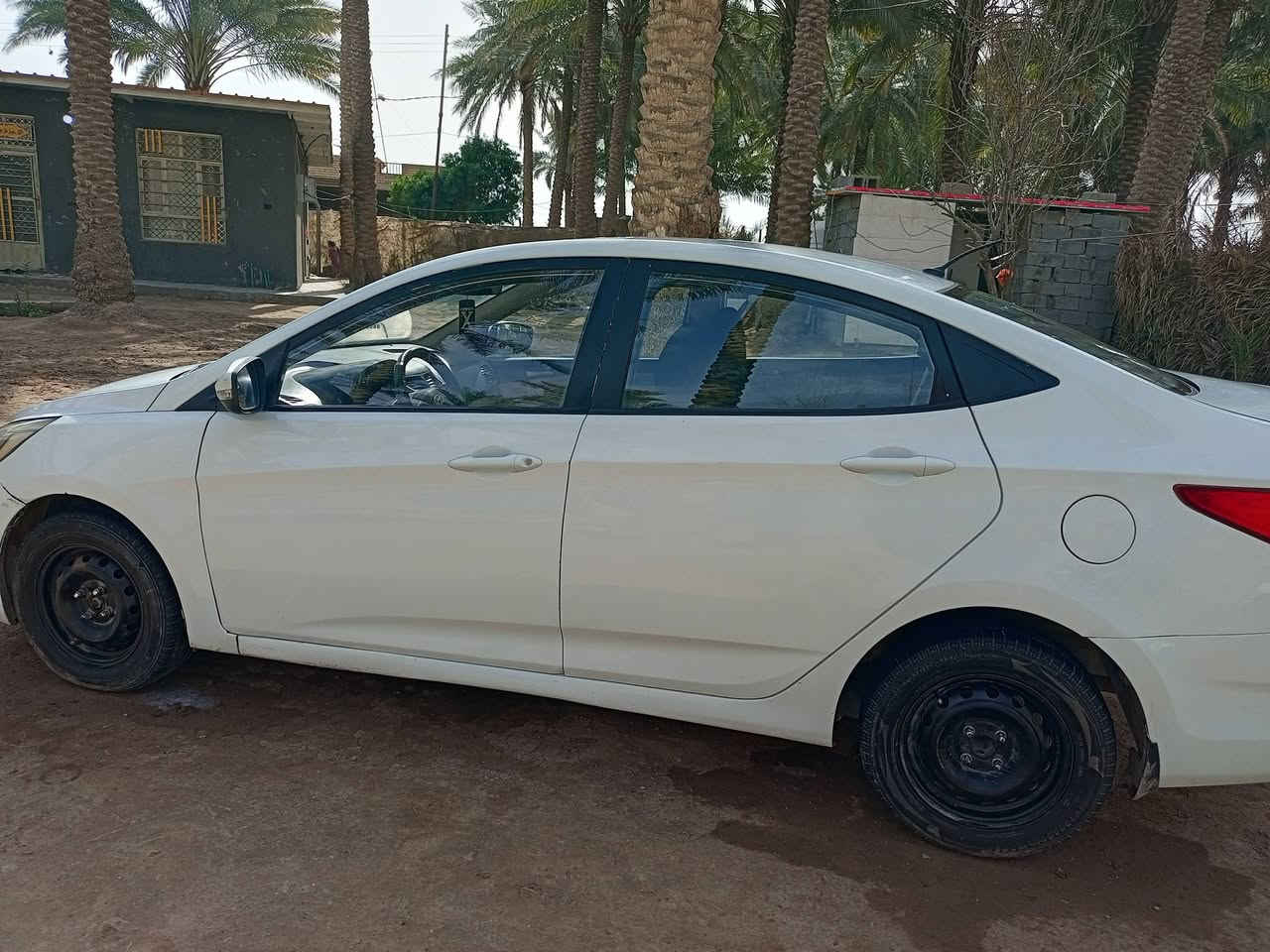 السلام عليكم
اكسنت 2015خليجي محرك 1600
صدر امامي خلفي دبلات امامي خلفي جيدة
محرك كير خير من الله
شاشه
اشاير بالمري
رقم بغداد  انكليزي باسمي تحويل مباشر سنوية 2028 
بيها ضربة جاملغ خلفي فقط
السيارة خيرة من الله كير محرك مكفولة 
وبيها رش صبغ ابيعها حزام حتى لا اتعبك ولا اتعبني
السعر 85 وبيها مجال قليل 
اتصال 0784841039
مكاني بابل الاسكندرية


**إذا كنت صاحب هذا الإعلان وتريد حذفه لأي سبب، رجاءا أرسل رسالة إلى الدعم الفني**