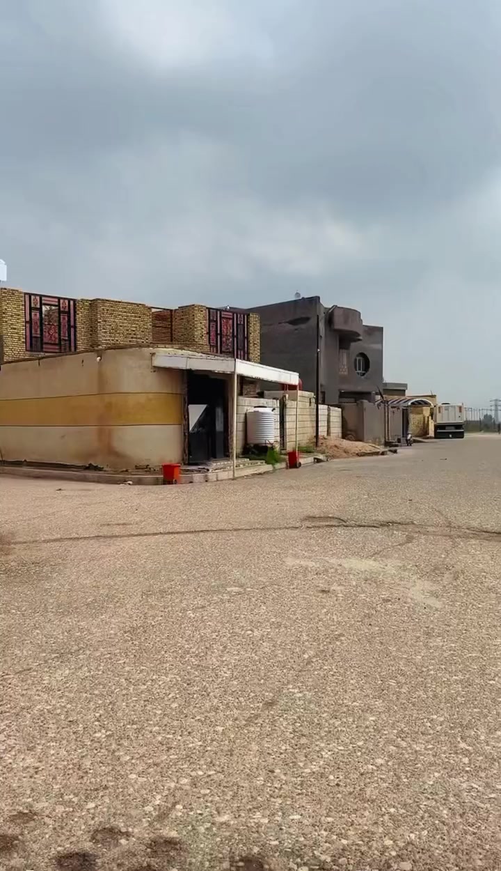 بيت للبيع في حي الهدى السياسيين
المساحة ٣٠٠
الموقع خيالي وبيه محل تجاري
التفاصيل اكثر شاهد الفيديو للأخير
للاستفسار والطلب يرجى الاتصال عبر الرقم التالي
***********
