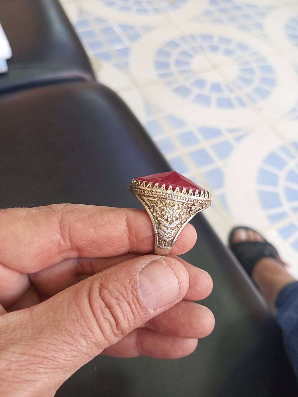 للبيع ياقوت قديم فرط الرمان ثقيل اصلي ***********
