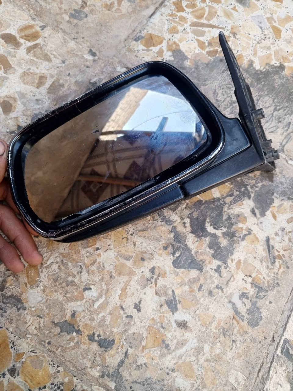سلام عليكم شباب  مرايات رنب  لبيع  المكان نجف كوفه***********

