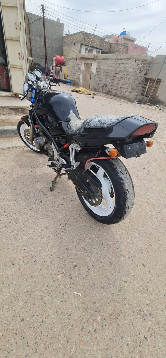 بطح باندا ربع دراجه رمبة بلادية مناقصهه اي شي سلف نكره صافية وناعمه مناقصهه اي شي بريكات تخبل كهربائيات شغاله تشغيل عن بعد بصمة عدادات شغاله تانكيهه نضيف ما مزنجر صالنصة رياضي ستان تعليك وصفح زوج تايرات جدد دبلاتهه تخبل اشاير بكلايت صطابات كامله لاخر حباية دراجه رمبة مكينه ما مفتوحه 
السعر 800 الف
الشراي يقرة تفاصيل قبل لا يتصل
***********...متوفر واتساب كذالك 
مكان الشعب
