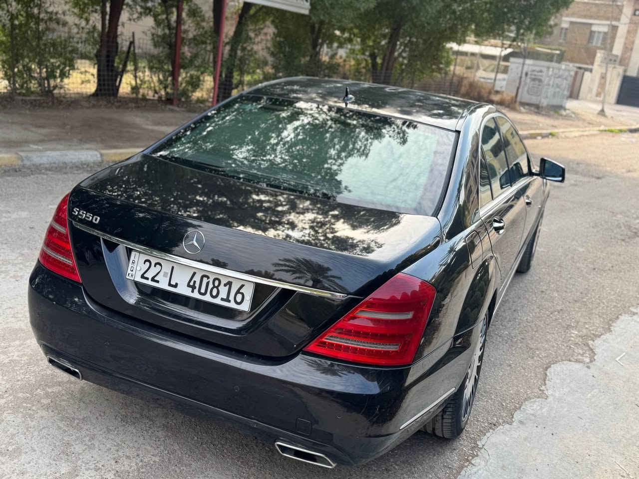 مارسدس 2010
صبغ جاملغ خلفي شبر بارد
مكينه كير مكفولات 
مكينه 8 سلندر 
سنويه هزه جديده بأسمي
فول 1/1 السياره جديده 

عنوان بغداد شارع فلسطين 
معروضه 200
*********** بغداد, العراق
