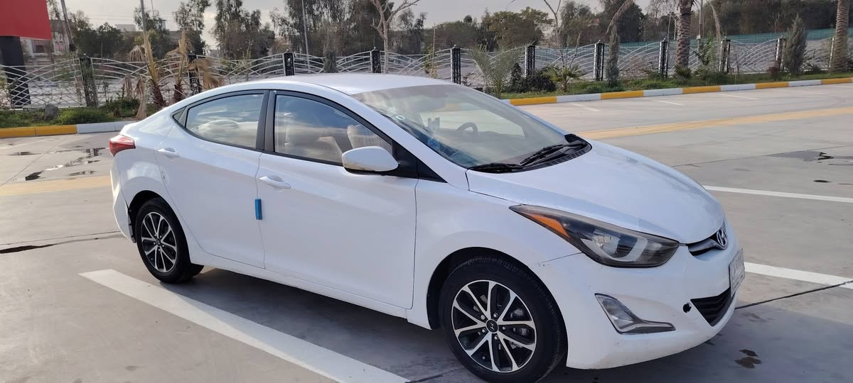 السلام عليكم النترا 2016 خليجي محرك 1800دوش رقم بغداد بدون صبغ قطعه وحده تبديل بلادي نفس اللون جاملغ أمامي الأيمن بدون دواخل السعر ١٢٠ بيها مجال
***********
