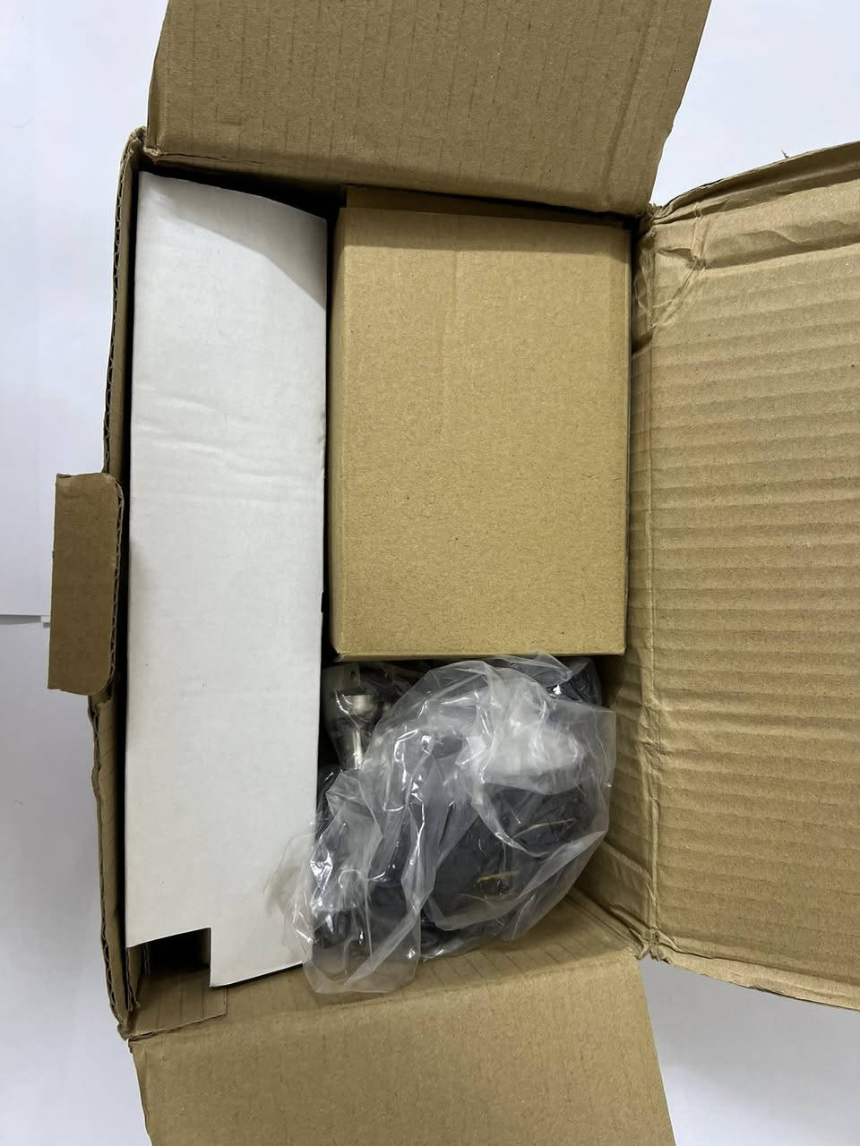 السلام عليكم
كاوية + هيد گان جديد غير مستخدم 
مع ملحقات كاملة


**إذا كنت صاحب هذا الإعلان وتريد حذفه لأي سبب، رجاءا أرسل رسالة إلى الدعم الفني**