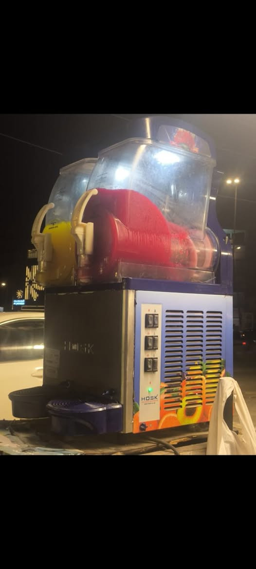 سلام عليكم مكينه مال ازبري استعمال 20يوم بس مكاني بغداد المنصور رقمي *********** السعر 900وبيهه مجال جبتهه بمليون و100
