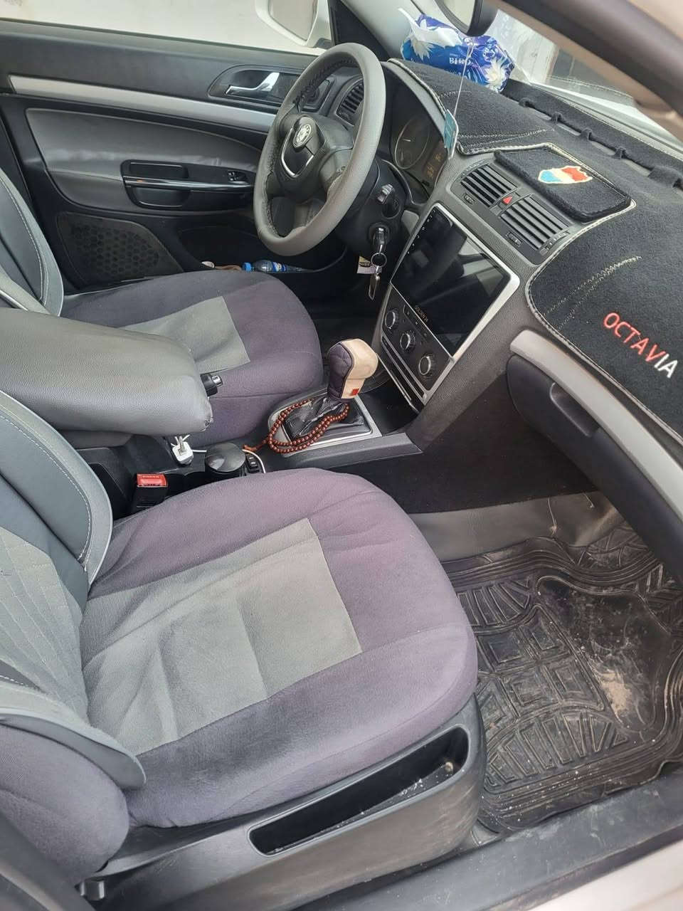 سكودا اوكتافا موديل 2013 بدون صبغ
بيها مكانين بارد  سعر 110$ومجال
تفاصيل أكثر اتصال بلرقم
*********** دهوك, العراق
