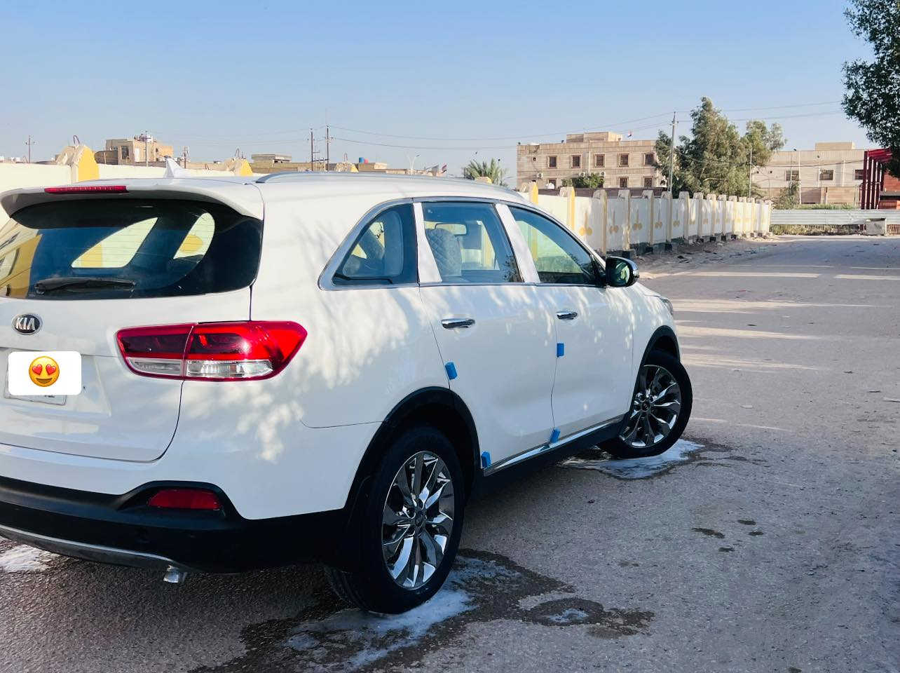 سلام عليكم بيع مستعجل وماكوو هيج سعرر 
سورنتو 2016 بجم 20
خليجي فول مواصفات واحد على واحد 
بنراما بصمه سته سلندر سبعه راكب تبريد تلث قطع حساسات امامي خلفي شاشه كامره دواره اشاير ترحيب بل بيبان سياره فول ومواصفاته اهواي سياره جاهزه من جميع نواحي ماذبلم عليه ربع سياره متجيه ومصبوغه عام سعررر 140 وبيه مجال مستعجل على بيعه 
رقم الهاتف *********** 
#الجميع
