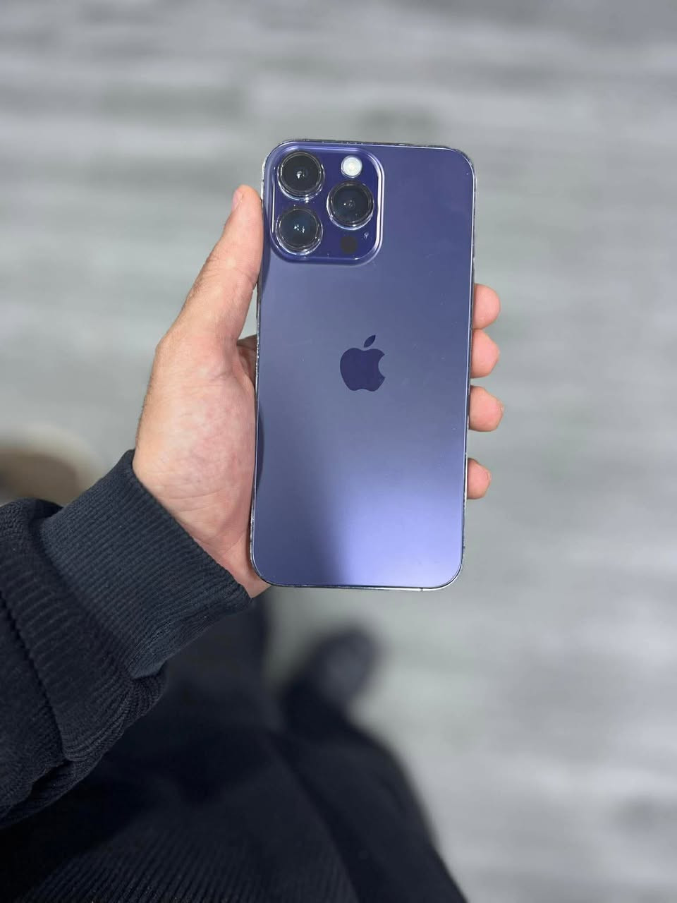 ايفون ١٤ برو ماكس 🔥🔥
ماستر كارتونه مطابق ✅
مبدل فقط بطاريه وكالة وظهر وكالة 
بي نقطه كلش صغيره بشاشه ماتاثر عل جهاز مدى الحياة 
ب ٧٢٥ الف وبي مجال


**إذا كنت صاحب هذا الإعلان وتريد حذفه لأي سبب، رجاءا أرسل رسالة إلى الدعم الفني**