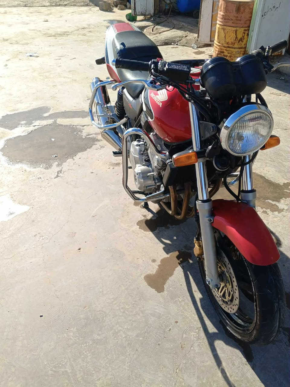 سلام عليكم سيبي فور 400جيل ثالث موديل 2016نوزل مكفوله كفاله عامه
ما صارله 3تشهر طالعه من المعرض

المكان ديوانيه ما متواجد خاص نتصال بل رقم

***********. *********** فقط وتساب نتصال السعر 25$وبيه مجال
