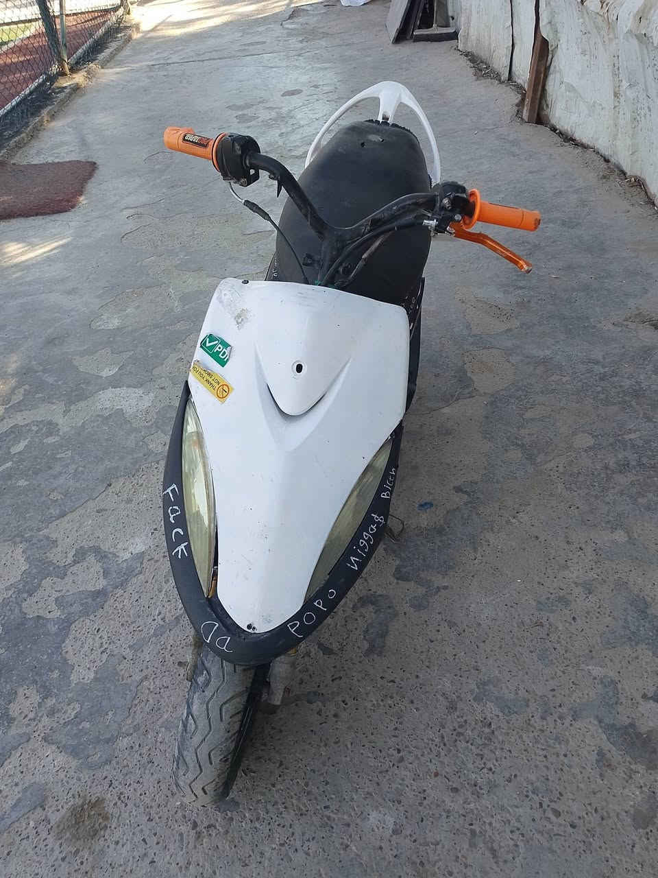 اسلام عليكم ماكس عدله للبيع الدراجه تشتغل امشي بيها مسافه تطفه ماعرف شبيها ابيع طافيه السعر 175وهاذ رقمي ***********
