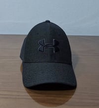 ماركة أندر أرمر أصليه وكاله قياس M و L تلبس سعر 35 07710535555 واتساب ...