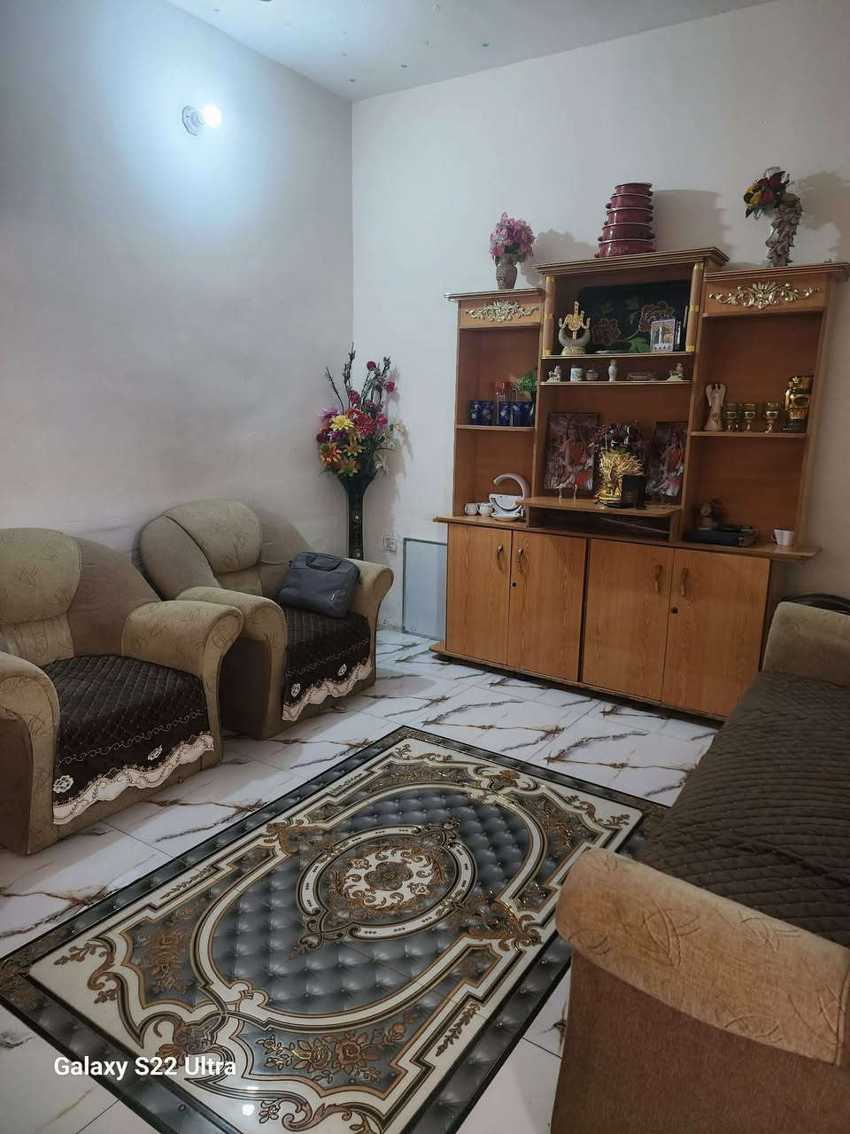 السلام عليكم بيت للبيع في حي المهندسين قرب ابو عباس ابو المخضر يحتوي على غرفتين نوم كبار وصالة كبيرة وغرفة خطار مع باقي الملحقات كاملة المساحة 94 واقع حال 100م
للأستفسار عن السعر اتصل على الرقم ***********

