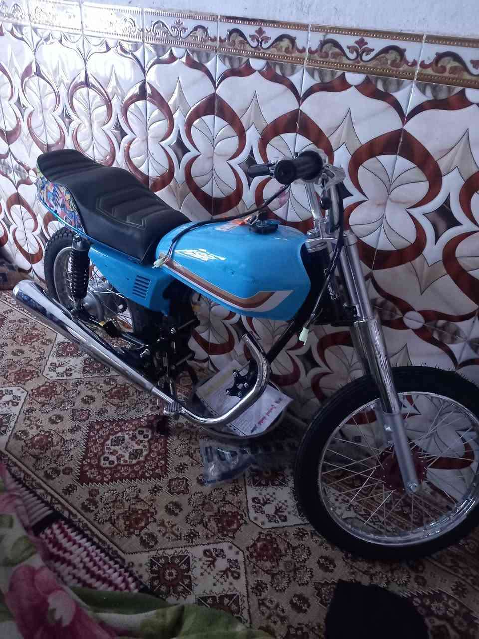 سكنر توه معمره نقصه بس مكينه صارله يومين من شديته سعره 550وبيه مجال قليل


**إذا كنت صاحب هذا الإعلان وتريد حذفه لأي سبب، رجاءا أرسل رسالة إلى الدعم الفني**