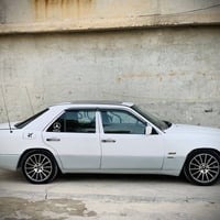 مرسيدس ١٩٨٨ • مكينة ٢٥٠٠ • کەلار