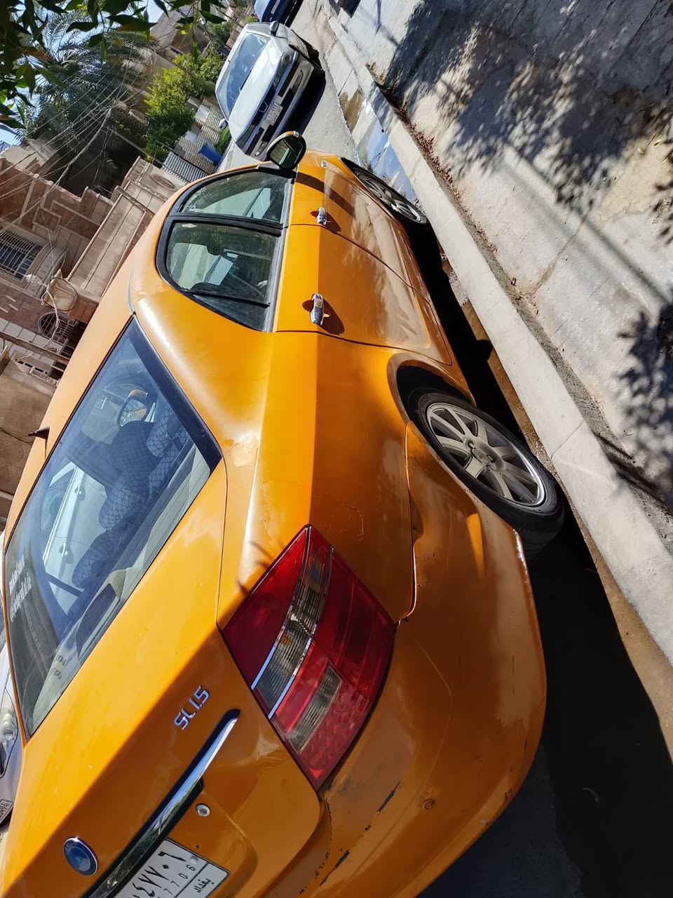 سلام عليكم جيلي موبل البيع موديل 2012 سياره  كير محرك تبريد ثاج خير من الله ترايك وين متريد سياره سنويه 
مصاقطه ل27 هزه ل27 شرط التحويل   . السعر 29 وبيه مجال عليه غرامه هيئه 190 غرامه مروره 100  تنزل من سعره العنوان بغداد الغزاليه 
***********
