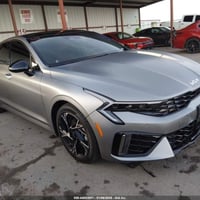 كيا K5 جي تي لاين • ٢٠٢٥ • مزاد