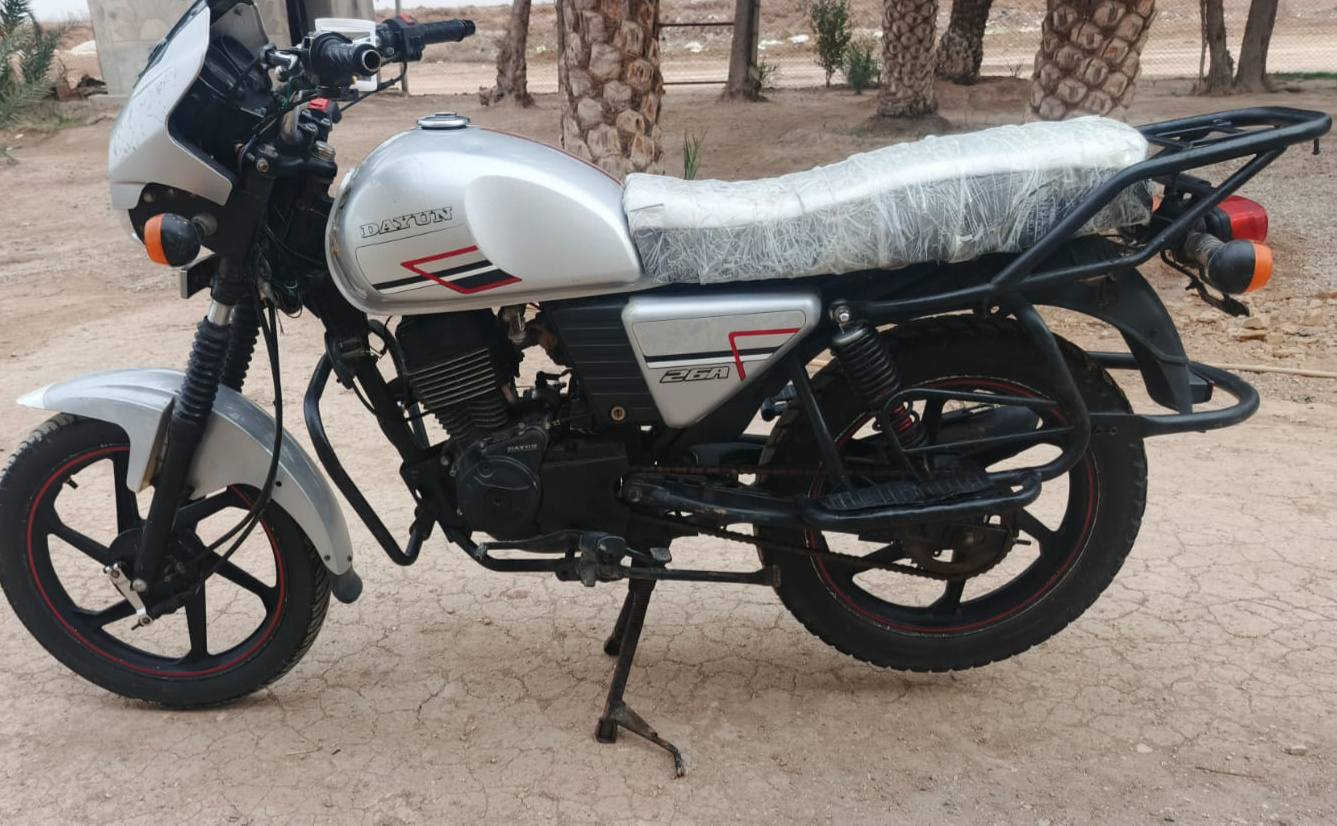 السلام عليكم دراجه موديل ٢٠٢٠ مكفولة اوراق أصولية محرك ١٥٠ المكان ذي قار قلعة السكر للاستفسار الاتصال على الرقم التالي ( ***********)
