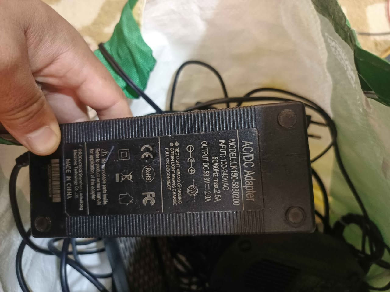Xiaomi 230dh
54v 250dh
58v  300dh
4 pin dyal btwin 250dh كرسيف, المغرب


**إذا كنت صاحب هذا الإعلان وتريد حذفه لأي سبب، رجاءا أرسل رسالة إلى الدعم الفني**