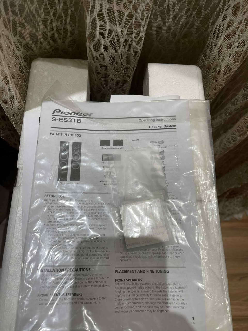 للبيع طخم سماعات بايونير ، عدد ٥ ، محيطية، اثنين كبار وثلاثة صغار جدد بالفلين، موجودة بأربيل ، سعر البيع ٢٨٠ الف ، للاستفسار ***********، تحياتي
