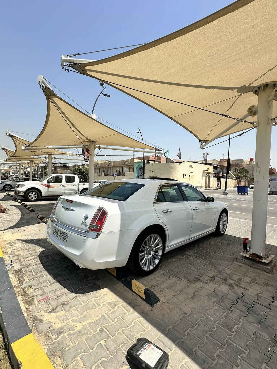 السلام عليكم
كراسيلر اوباما موديل 13 خليجي وكاله العرصات
رقم بغداد بأسمي
بلاتينيوم 300c
فول مواصفات
رادار امامي
بانوراما
كشنات امامية تدفئة تبريد 
خلفي تدفئة
كلاص حار بارد
ستيرن كهربائي
برده خلفيه
خزن ميموري
رادار جانبي + اشارة ترحيب
حساسات امامي خلفي
داخل بيجي مطعم بصاج 
ويل حجم 20 تخم تاير جديد
حداده اماميه وخلفية جديدة
كير ومكينة مكفولات
ماشيه104 
بدون قطره خياس وصبغ
ماعده بيها فتح قطعتين
السيارة جديدة ونصبة بمعنى الكلمة
السعر 188 
***********
0772839996
