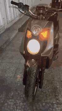 سلام عليكم دراجه سكنس جبلي دراجه ما مفتوحه دراجه نضيفه كلجات رياضي دراجه بلاديه مكينه خرسه وشلعه ومعدل خير من لله دراج كهربيات شغاله كله علا اخير بس معوز وريد ابيعه مستعجل مكاني بغداد العبيدي رقم ***********واتساب
