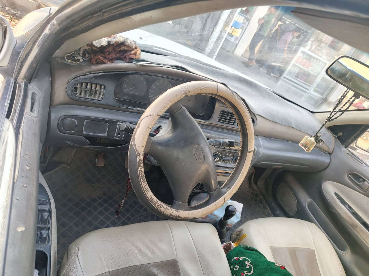 سلام عليكم كيا سيفيا موديل 94 مكفوله بلاديه سياره هاتف صاحب سيارة ***********
