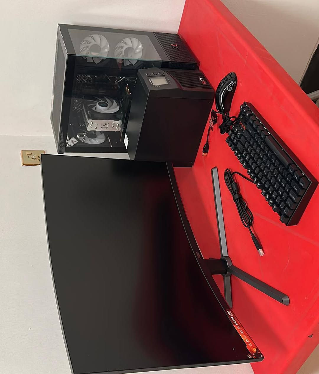 🔥 للبيع PC Gaming / مونتاج بحالة ممتازة 🔥
✅ المعالج: Intel Core i5-14400F (جيل 14) ✅ اللوحة الأم: ASUS PRIME H610M-K ARGB DDR4 ✅ كرت الشاشة: PNY GeForce RTX 5060 Dual Fan 8GB ✅ التخزين: Lexar NM620 NVMe SSD 1TB Gen3 ✅ الرام: TEAM XTREEM ARGB DDR4 16GB (2×8GB) 4000MHz CL18 ✅ مزود الطاقة: Segotep GN750W Gold (750W - 80 Plus Gold) ✅ مبرد المعالج: DeepCool GAMMAX AG400 ✅ الكيس: Xigmatek Alphard M (أسود)
🖥 الشاشة:
AOC 32 بوصة
Curved
دقة FHD
معدل تحديث 165Hz
لوحة VA
زمن استجابة 1ms
⌨️ الكيبورد: Redragon K552 Kumara (Red Switch) 🖱 الماوس: Glorious Model D Minus (Wired) 🔋 UPS: GETX Online 1000VA 🪟 النظام: Windows 11 أصلي (مفتاح تفعيل) 🖤 ماوس باد: Attack Shark CM03 (450×400mm)
💯 جهاز ممتاز للألعاب، المونتاج، التصميم، والبث المباشر.

السعر 2100.000 الحاسبه مشتغله 10 مرات فقط 

للاستفسار على الرقم   ***********
