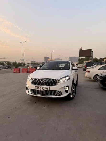 سلام عليكم 
٢٠٢٠
فول للاخير 
جي تي لاين
كويتي      Gt line
خمس كامرات  
بانوراما
ماشيه ٥٨ الف 
رقم بغداد انكليزي
كفاله عامه شرط الفحص
مكينه ٣٥٠٠
بيع مستعجل السعر              ٢٧٩$ 
وبيها مجال بسيط حك الجيه 

***********
***********
